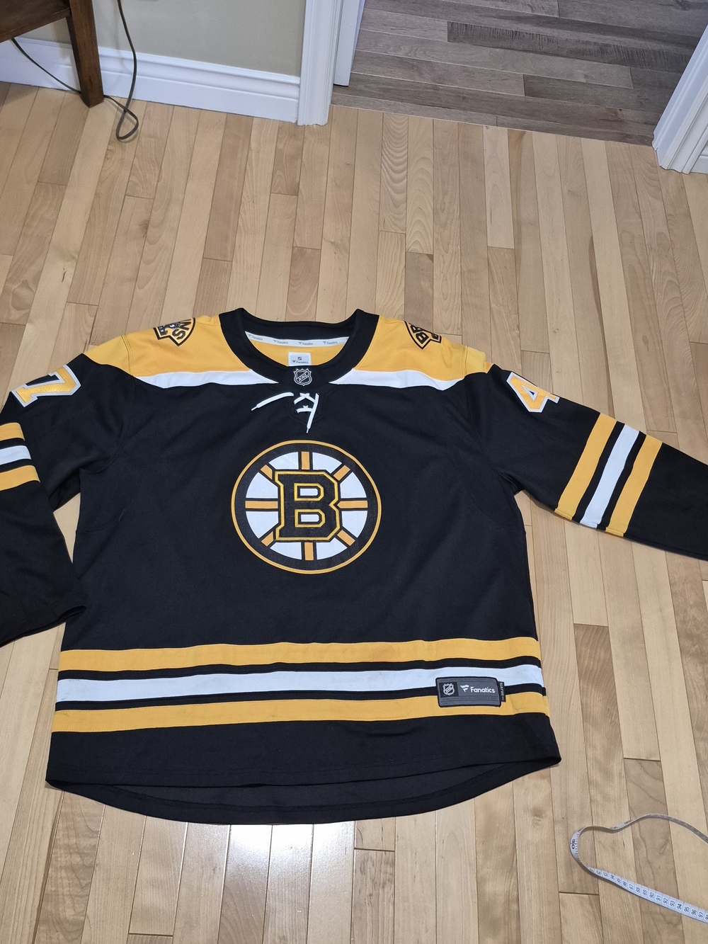 Boston Bruins Black and Gold Hockey Jersey - Official NHL Fanatics